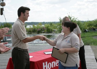 Director of Montezuma Audubon Center, Frank Moses, Congratulates Teachers on their Completion of the Program