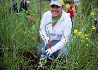 Volunteers from Bryant & Stratton College work with the Onondaga Lake Conservation Corps to inspire future stewards of Onondaga Lake and its watershed through a hands-on, experience-based program.