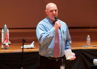 Principal Kevin Burns welcomes students to the assembly celebrating Lincoln Middle School science teacher Linda Trippany’s acceptance into Honeywell Educators @ Space Academy.