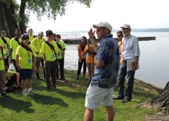 Syracuse University Professor of Environmental Systems Engineering Charles Driscoll, Ph.D., orients students to the history and ecology of Onondaga Lake and its watershed.